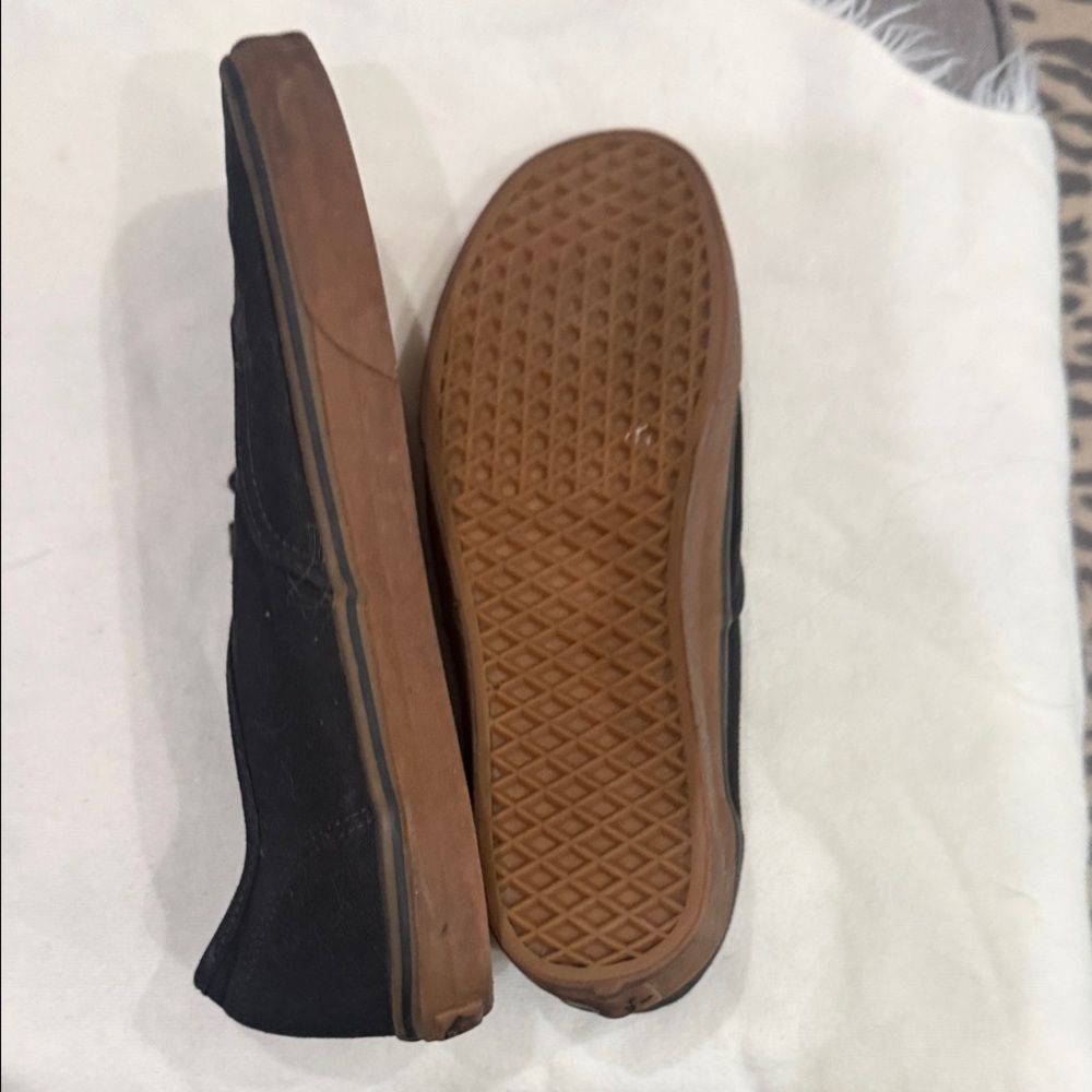 Vans Men's Black Sneakers with Gold Eyelets - Picture 4 of 6